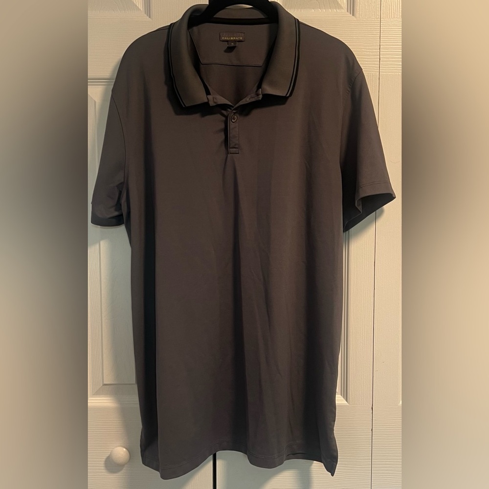 Men's Calibrate Dark Gray Short Sleeved Polo